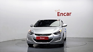 HYUNDAI AVANTE MD 2012