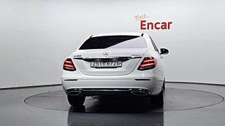 MERCEDES BENZ E-CLASS W213 2020