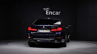 BMW 5-SERIES G30 2020