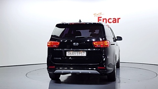 KIA CARNIVAL 2018