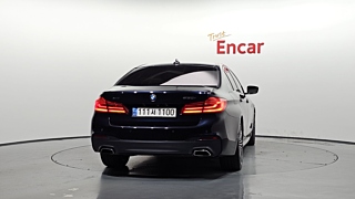 BMW 5-SERIES G30 2018