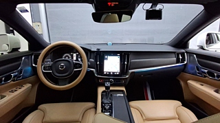 VOLVO V90 CROSS COUNTRY 2018