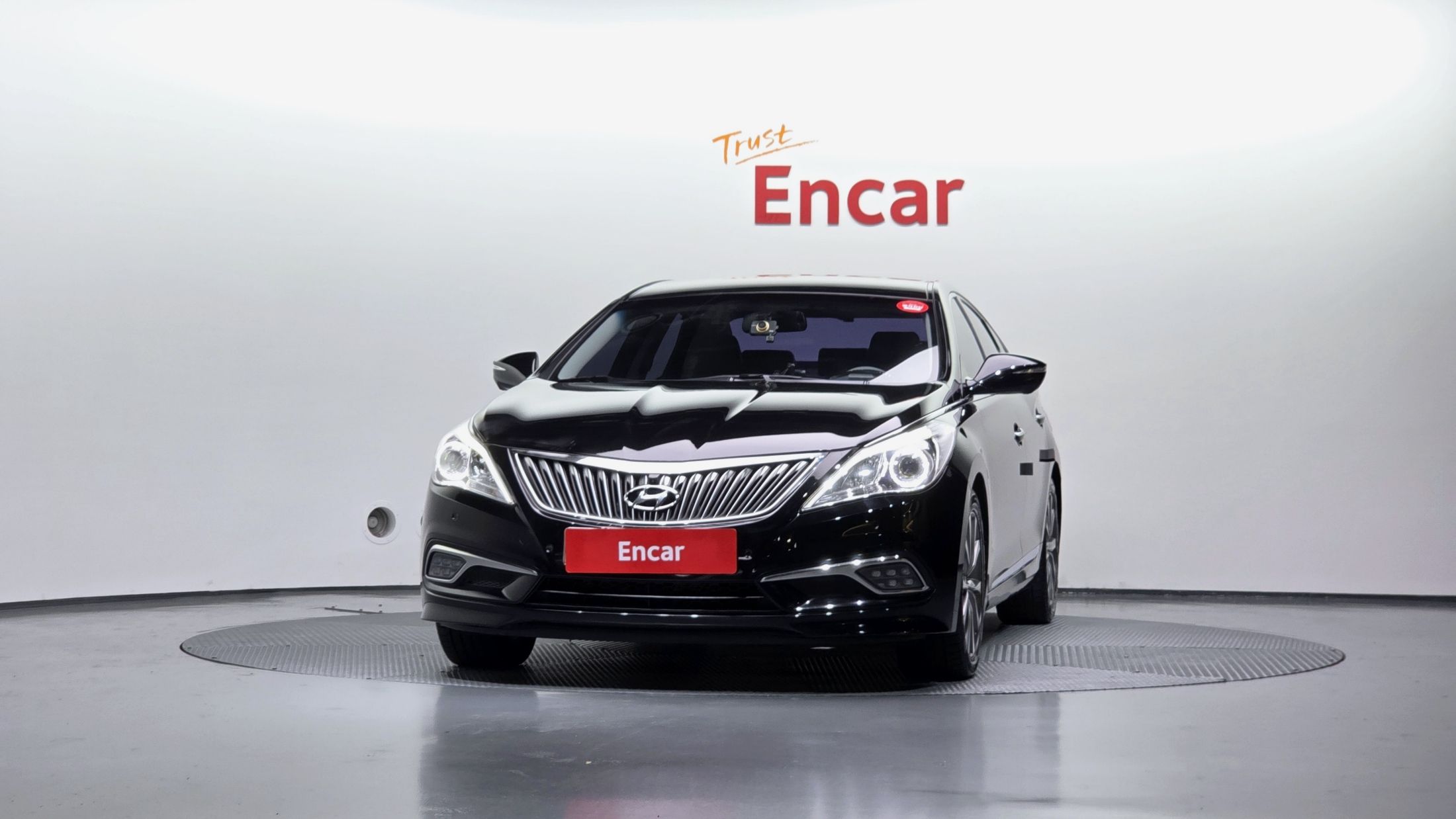 HYUNDAI GRANDEUR HG 2014