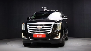 CADILLAC ESCALADE 2018