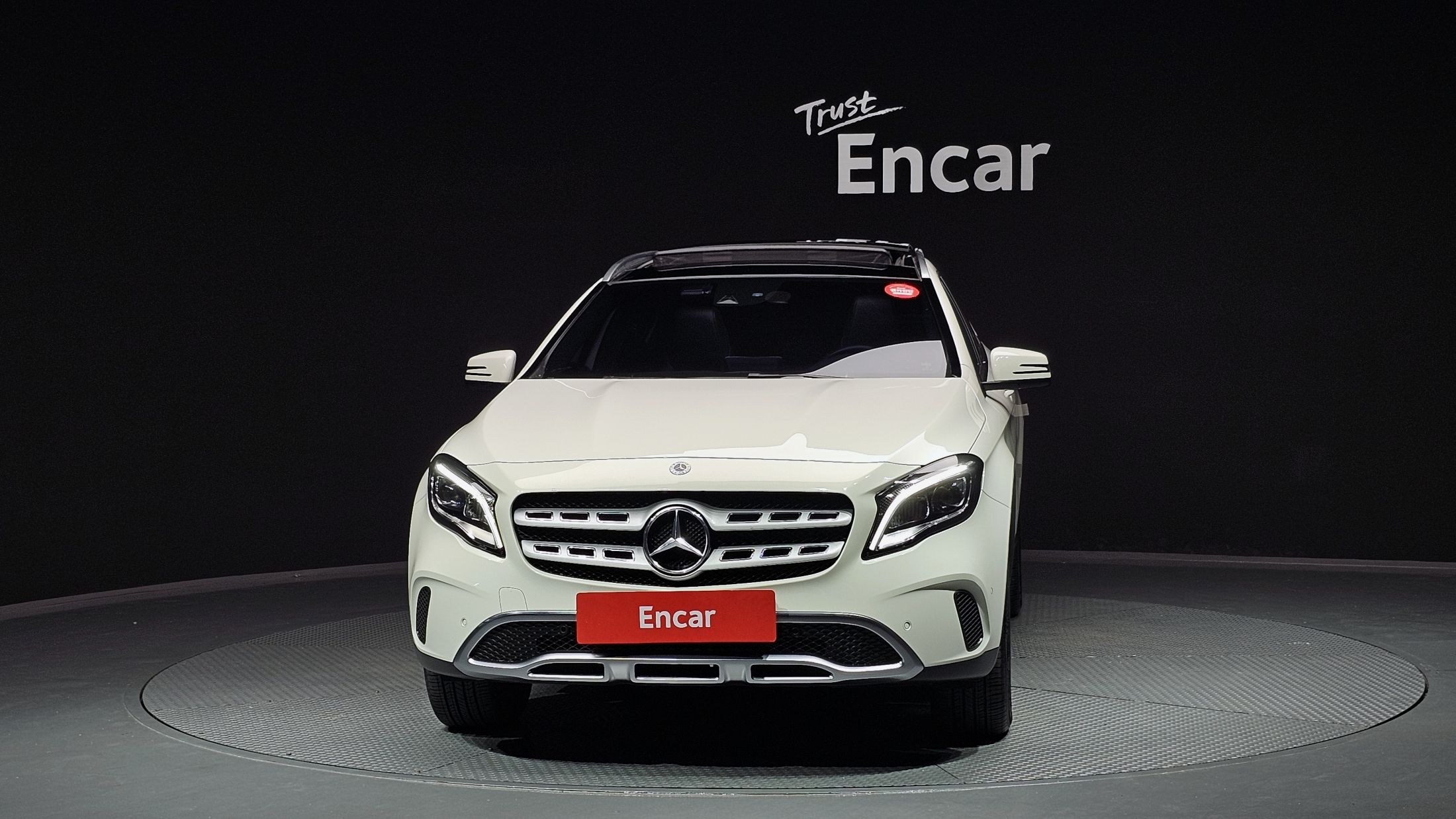MERCEDES BENZ GLA-CLASS X156 2018