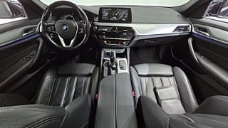 BMW 5-SERIES G30 2017