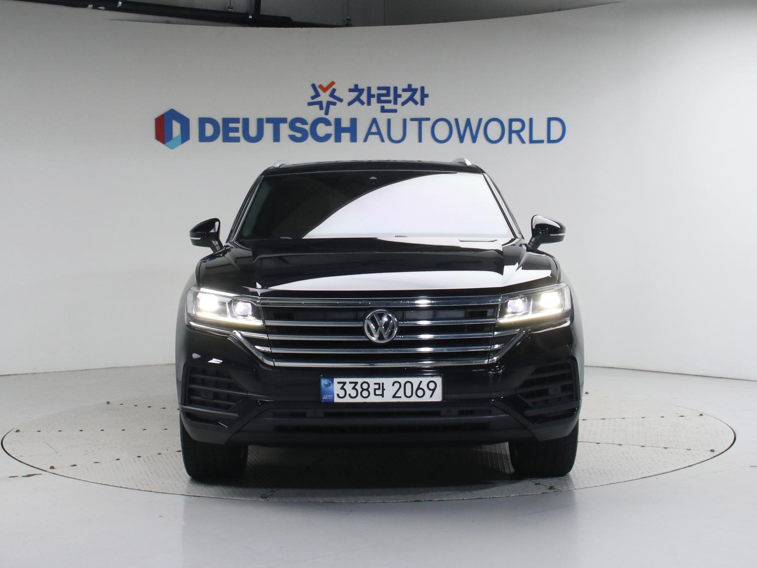 VOLKSWAGEN TOUAREG 2020