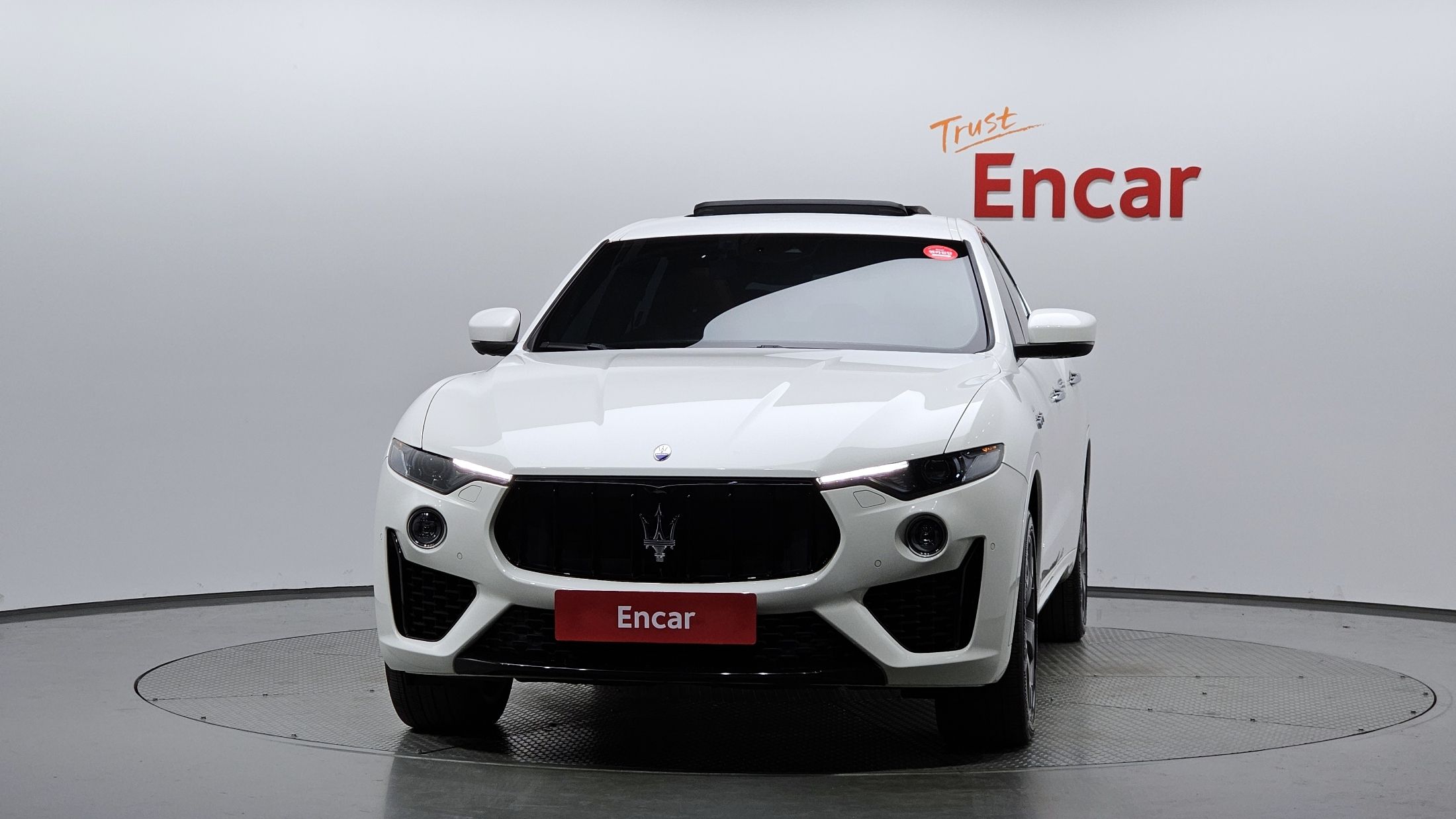 MASERATI LEVANTE 2019