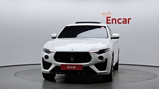 MASERATI LEVANTE 2019