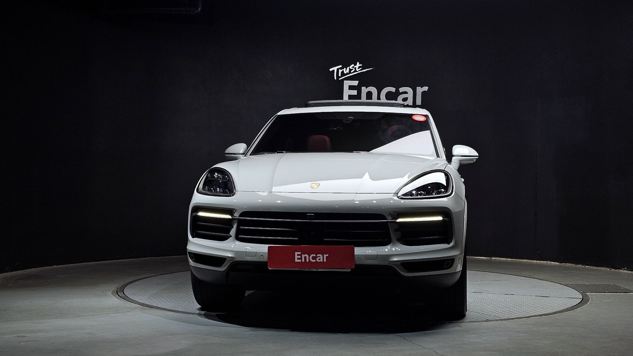 PORSCHE CAYENNE PO536 2023