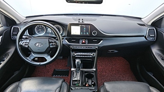 HYUNDAI GRANDEUR IG 2017