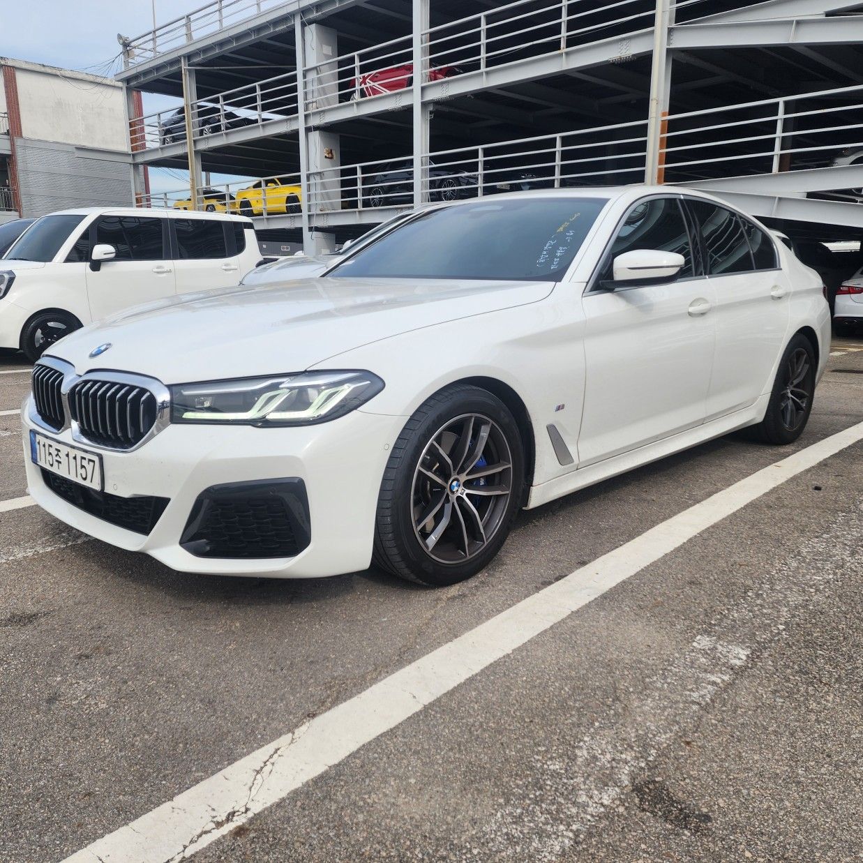 BMW 5-SERIES G30 2022