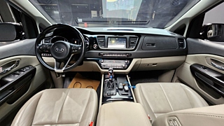 KIA CARNIVAL 2018