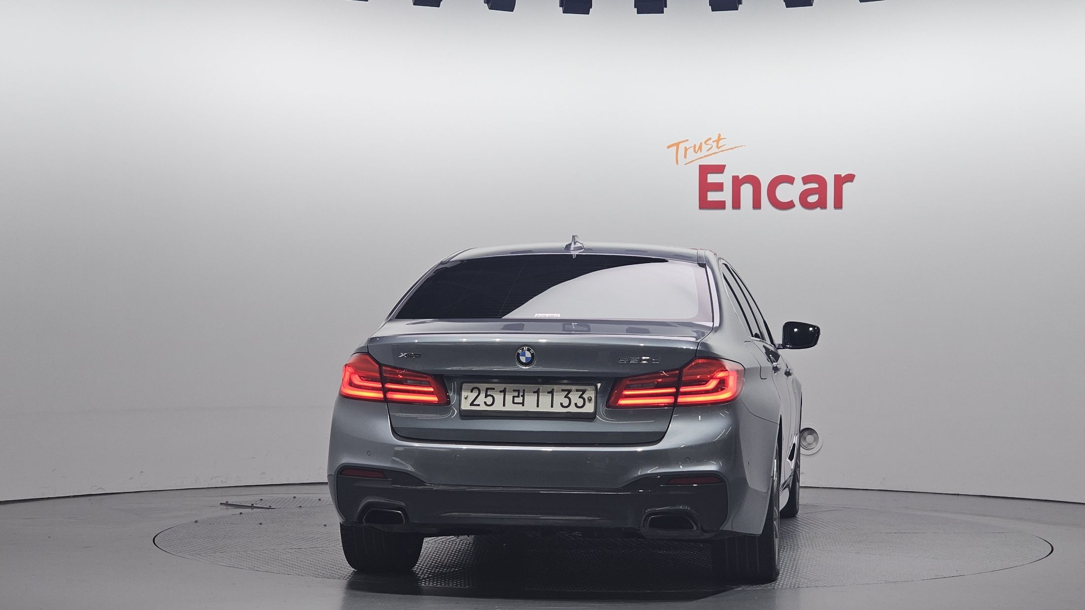 BMW 5-SERIES G30 2018