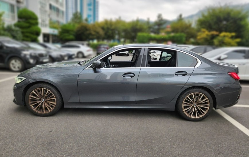 BMW 3-SERIES G20 2019