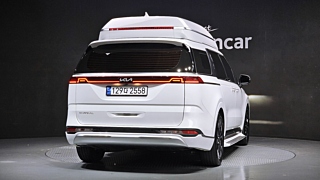 KIA CARNIVAL 2023