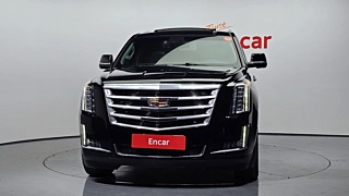 CADILLAC ESCALADE 2018