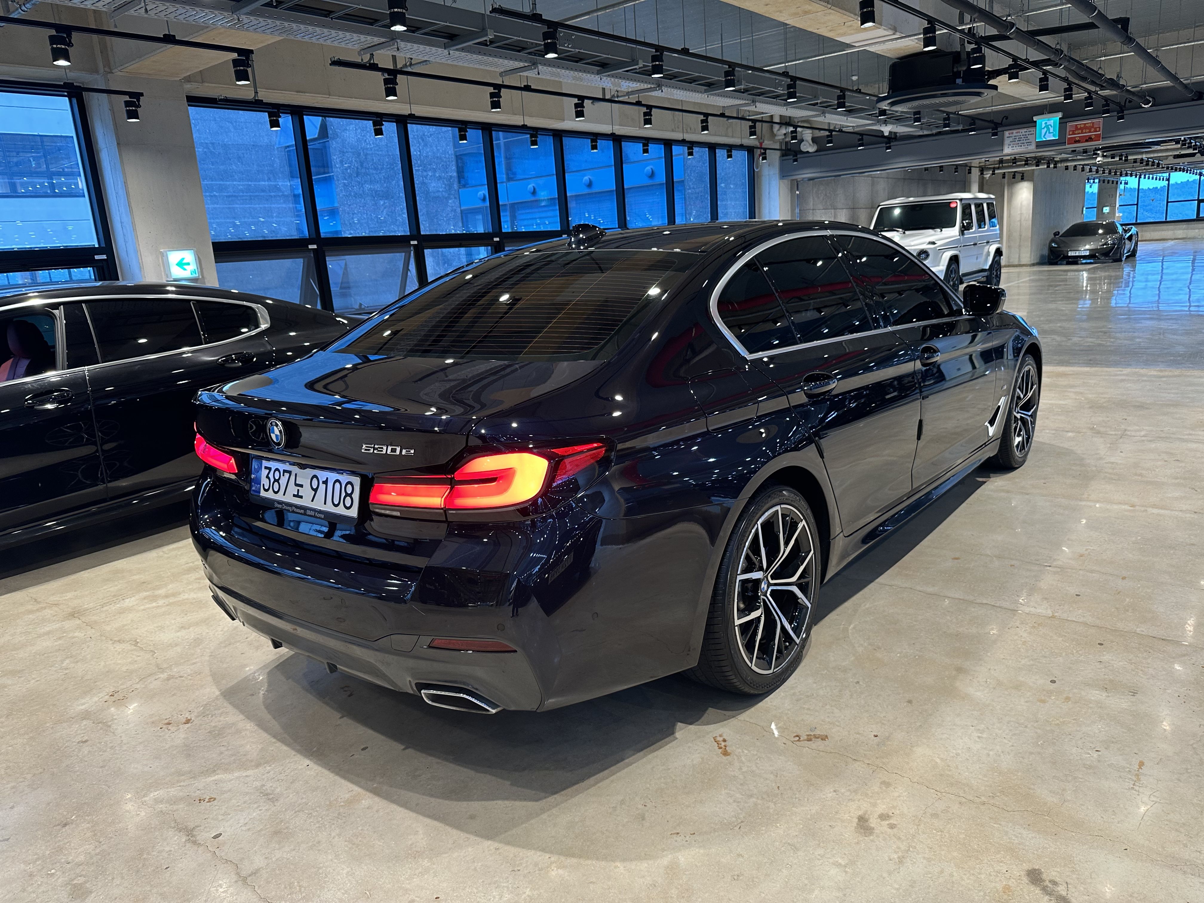 BMW 5-SERIES G30 2021