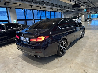 BMW 5-SERIES G30 2021
