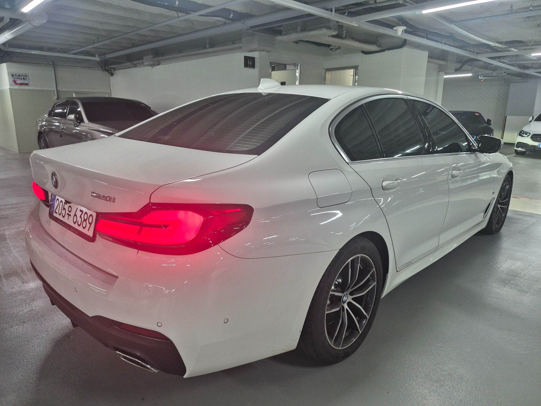 BMW 5-SERIES G30 2022