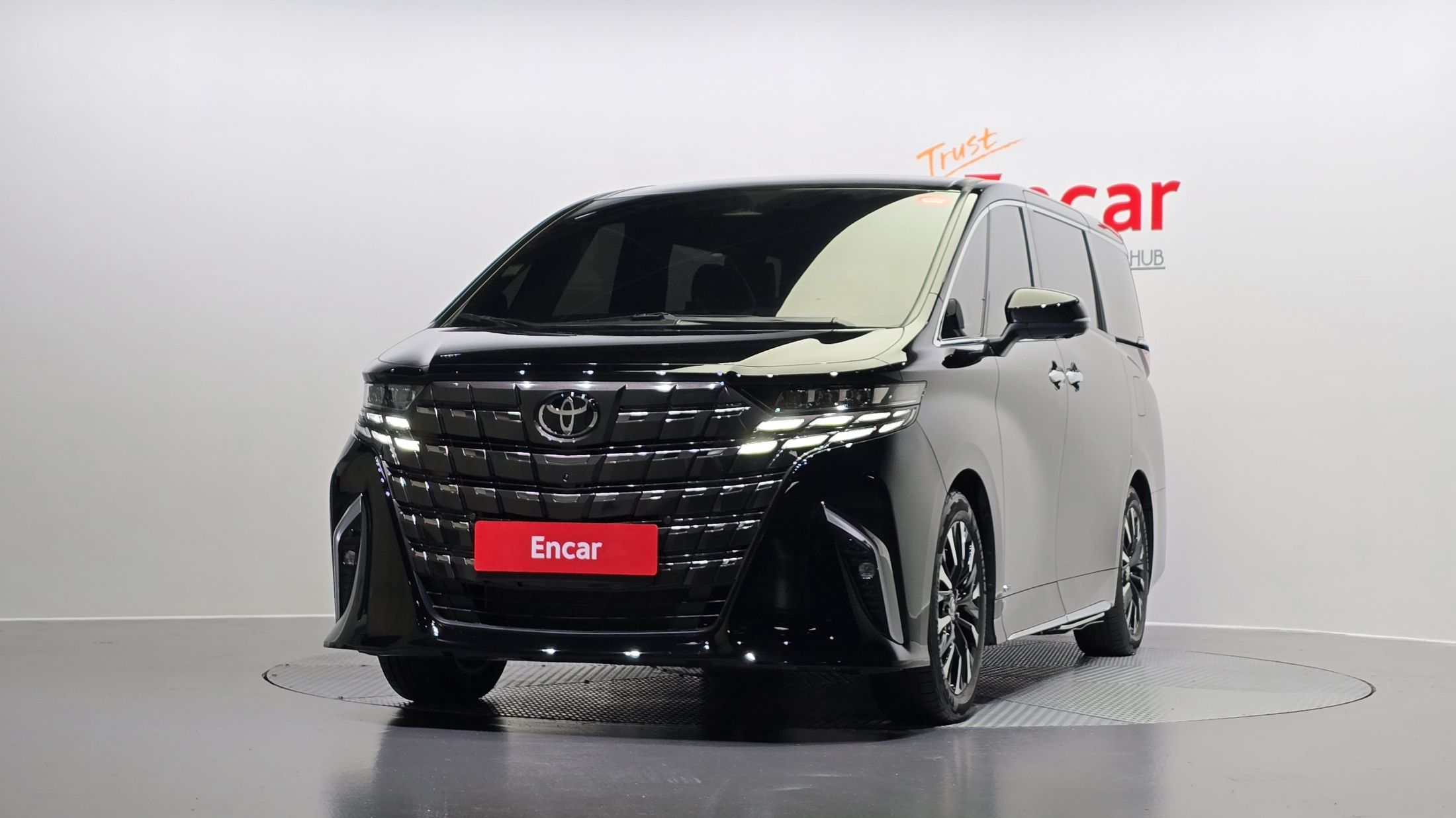 TOYOTA ALPHARD 2024