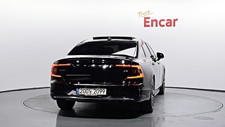 VOLVO S90 2021