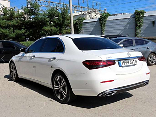 MERCEDES BENZ E-CLASS W213 2021