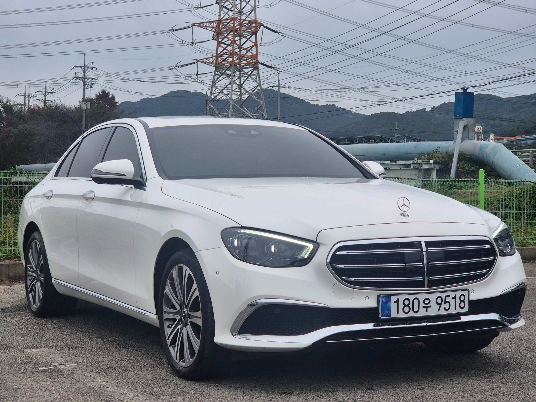 MERCEDES BENZ E-CLASS W213 2022