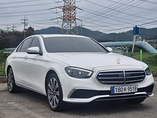 MERCEDES BENZ E-CLASS W213 2022