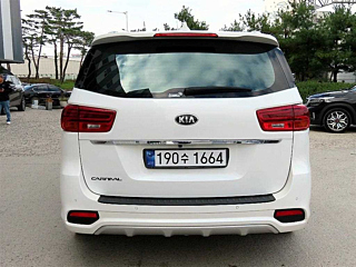KIA CARNIVAL 2018