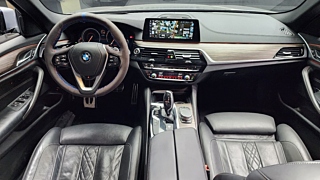 BMW 5-SERIES G30 2017