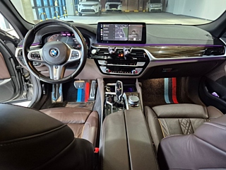 BMW 5-SERIES G30 2021