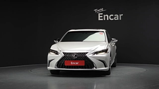 LEXUS ES300H 2023