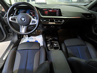 BMW 1-SERIES F40 2023