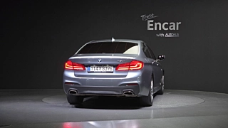 BMW 5-SERIES G30 2017