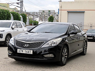 HYUNDAI GRANDEUR HG 2011