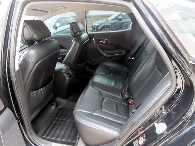 HYUNDAI GRANDEUR HG 2011