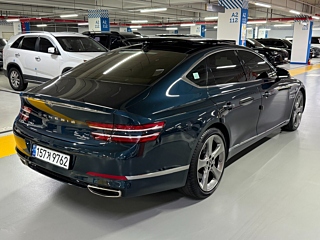 GENESIS G80 RG3 2022