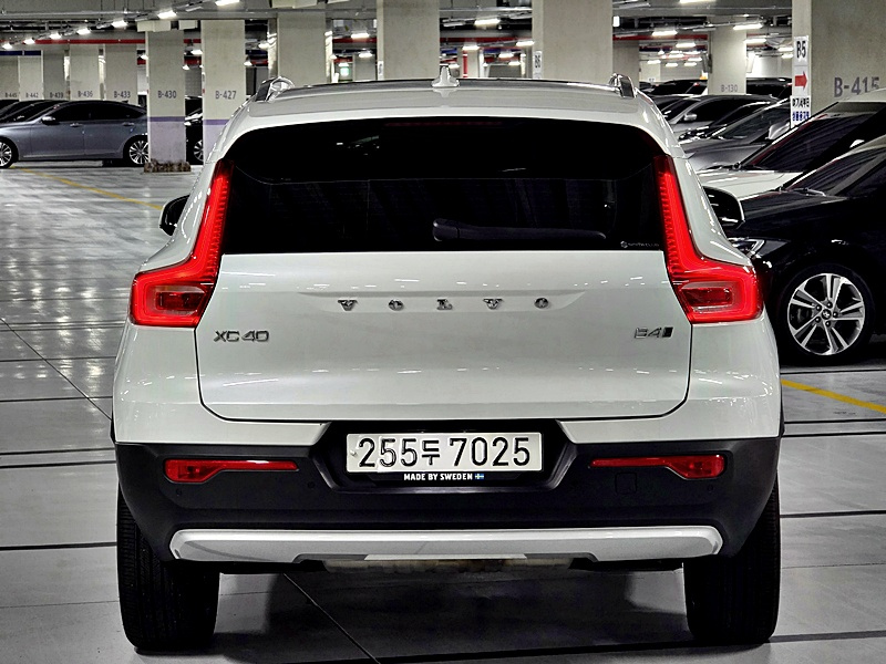 VOLVO XC40 2020