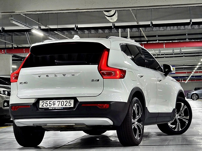 VOLVO XC40 2020