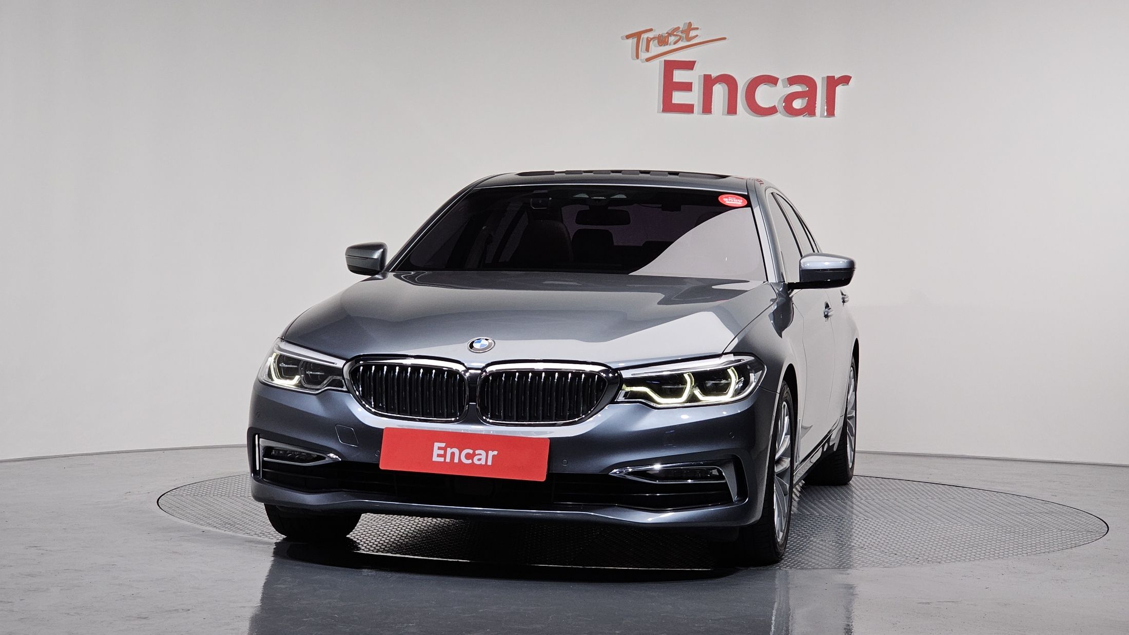 BMW 5-SERIES G30 2018