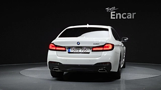 BMW 5-SERIES G30 2022