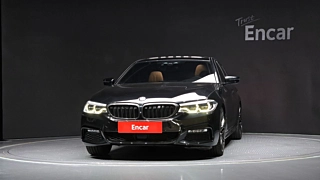 BMW 5-SERIES G30 2017