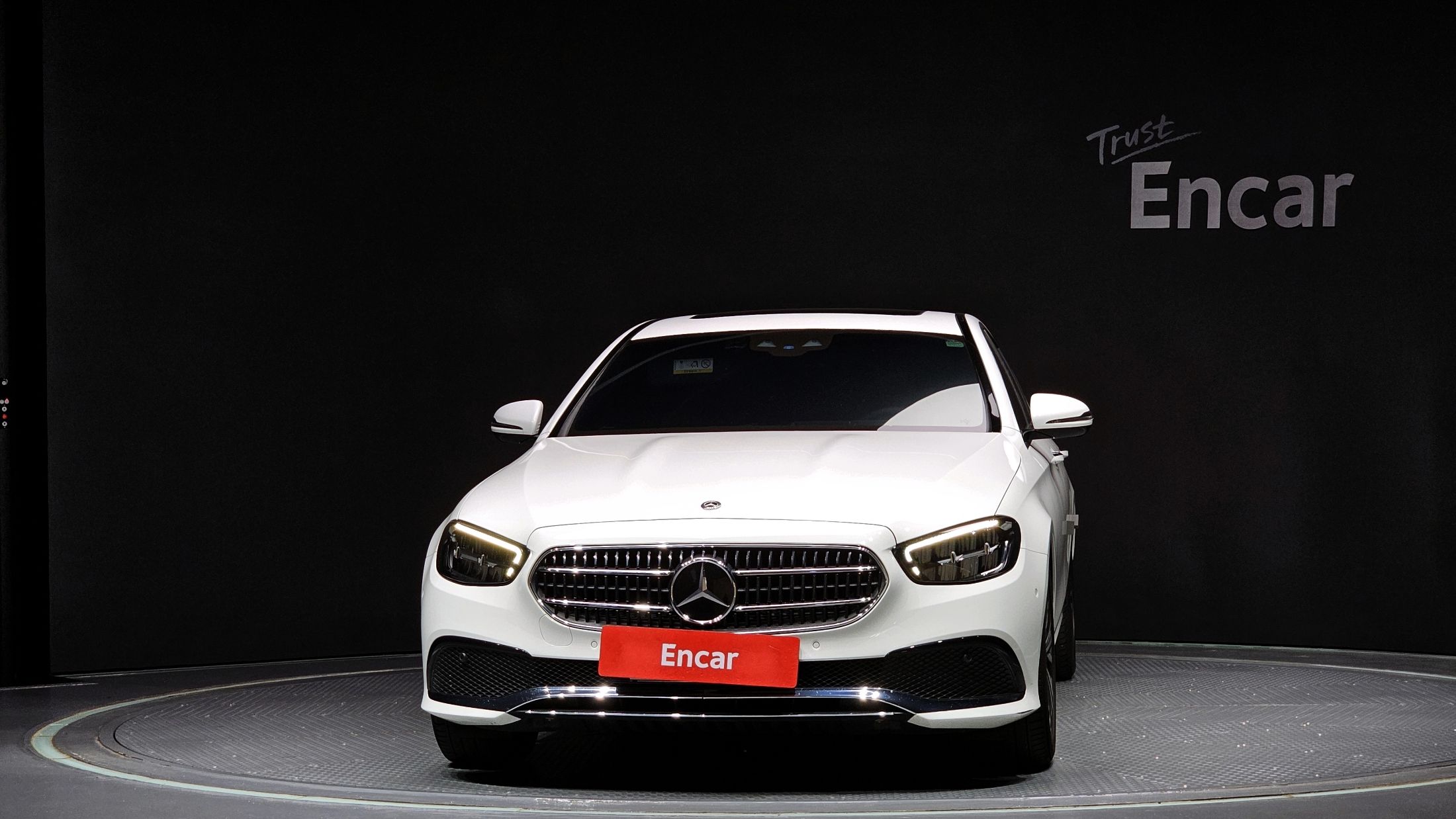 MERCEDES BENZ E-CLASS W213 2020