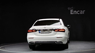 MERCEDES BENZ E-CLASS W213 2020