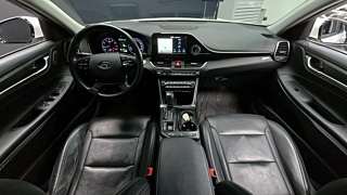 HYUNDAI GRANDEUR IG 2016