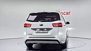KIA CARNIVAL 2016