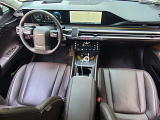 HYUNDAI GRANDEUR HYBRID GN7 2023
