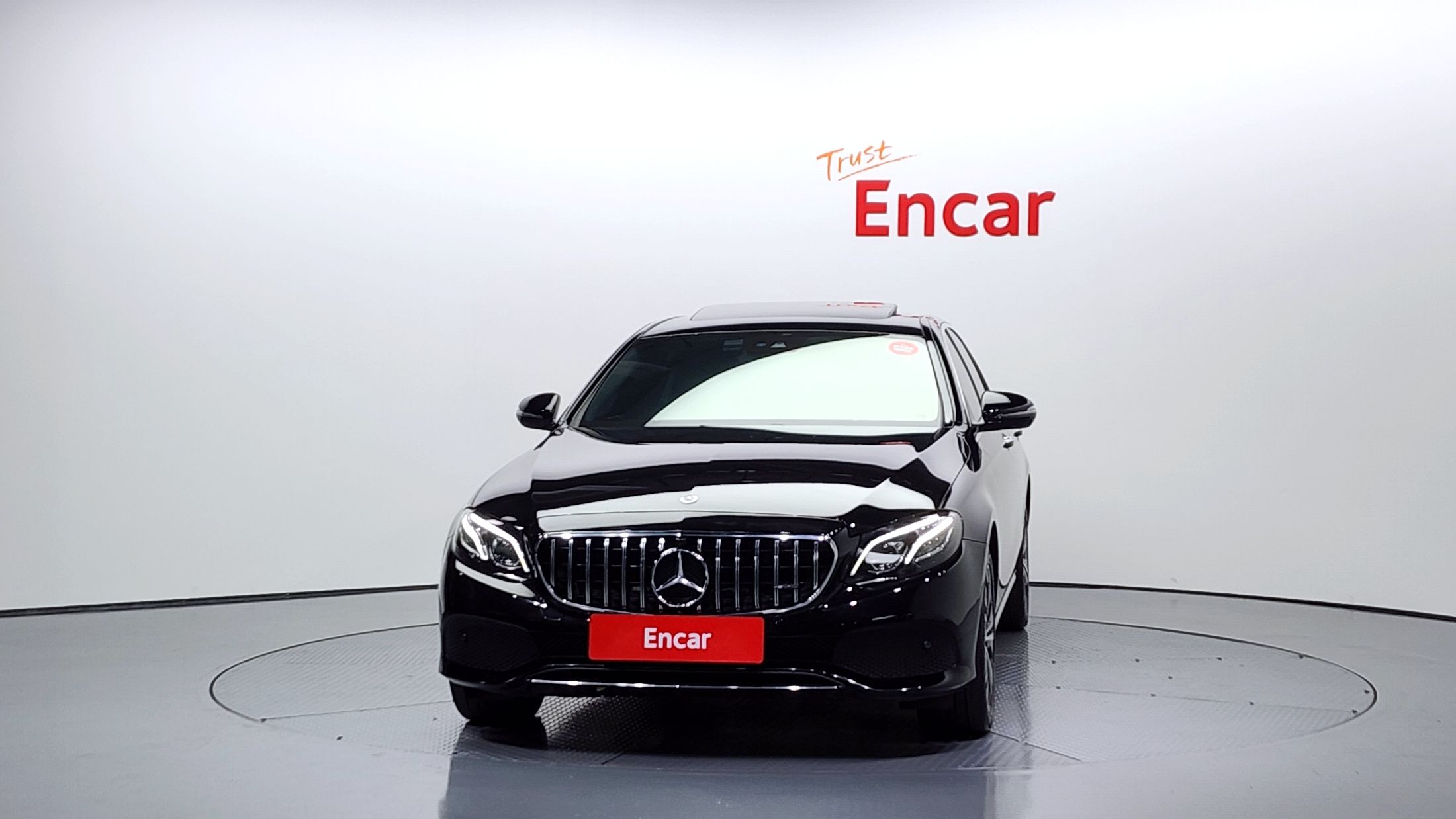 MERCEDES BENZ E-CLASS W213 2020