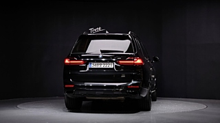 BMW X7 G07 2020